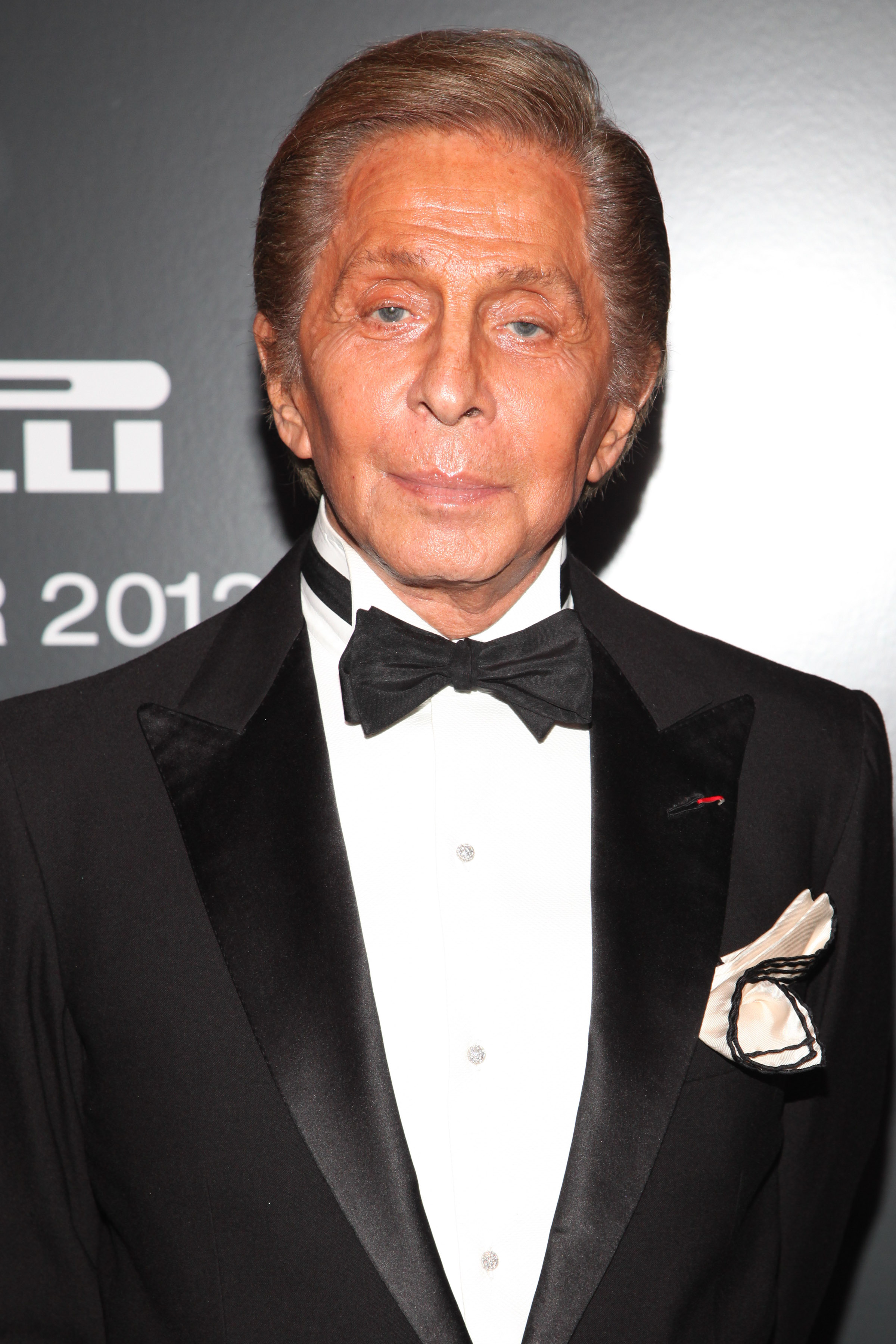 модный дизайнер Valentino Garvani модный дизайнер Valentino Garvani